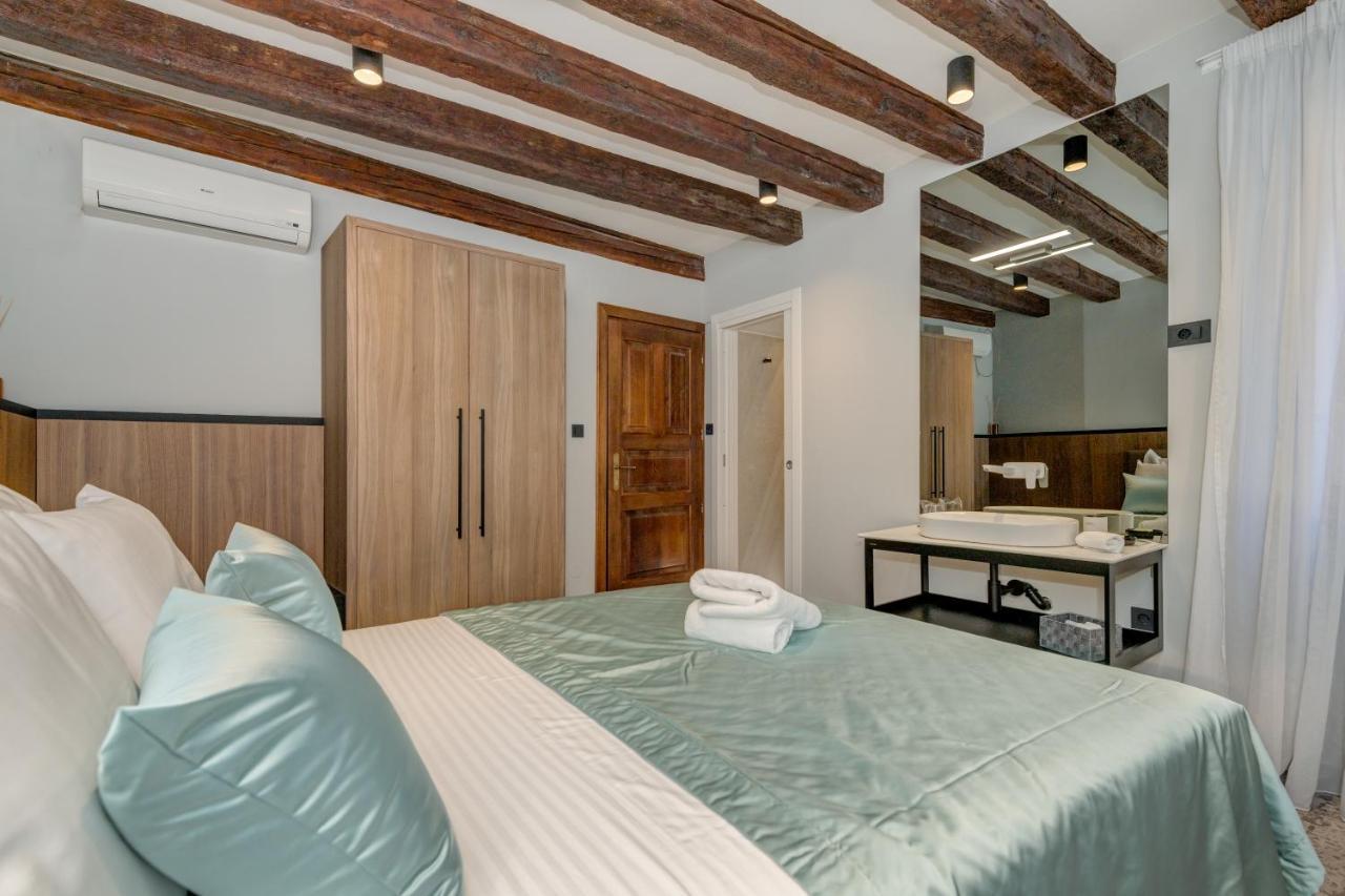Makarun Heritage Rooms Сплит Екстериор снимка