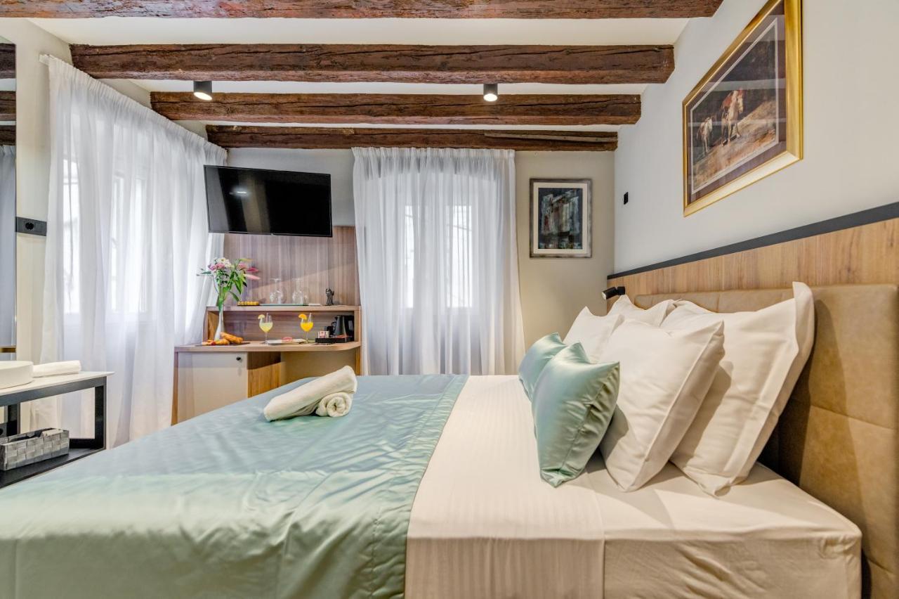 Makarun Heritage Rooms Сплит Екстериор снимка